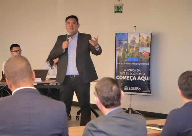 Suzano formaliza parceria com Komatsu para Cadeia Produtiva Local no setor industrial