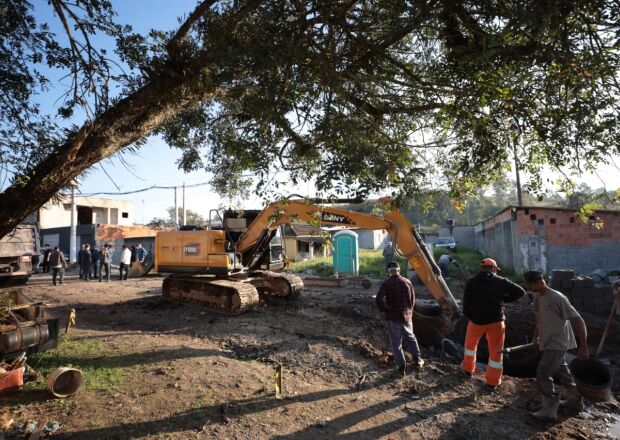 Infraestrutura viária no Parque Heroísmo chega à fase de instalação de redes de drenagem