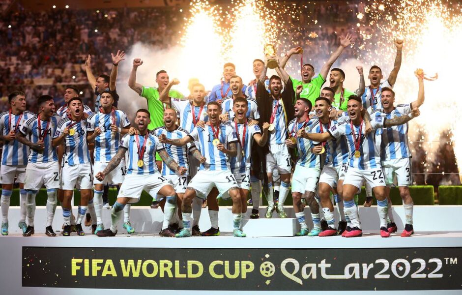 Mundial 2022: Argentina vence França nos penáltis e é campeã do