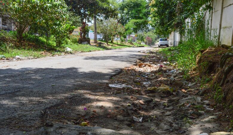 Moradores cobram melhorias na Avenida Jaguari no Boa Vista
