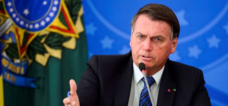 Em discurso, Bolsonaro cita possibilidade de novas trocas de comando