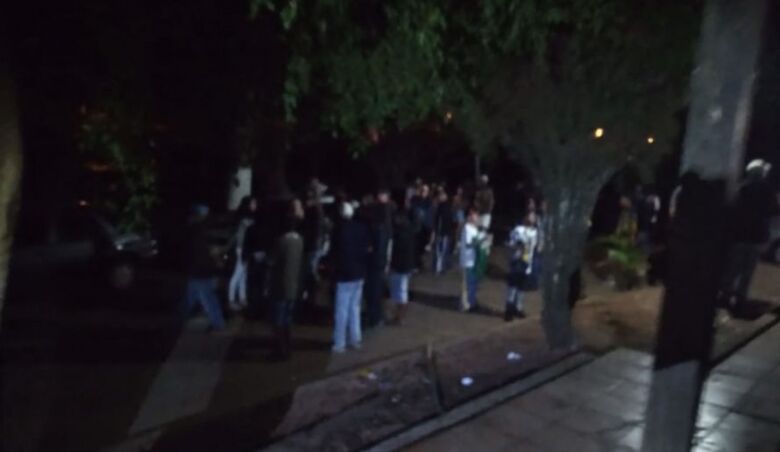 Prefeitura de Mogi interrompe festa clandestina com cerca de 800 pessoas na Porteira Preta