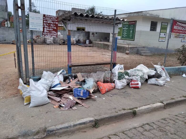 Meio Ambiente de Suzano orienta sobre descarte irregular
