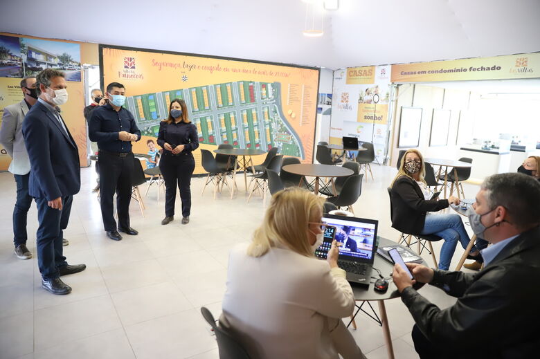 Ashiuchi visita novo condomínio da Integra Desenvolvimento Urbano