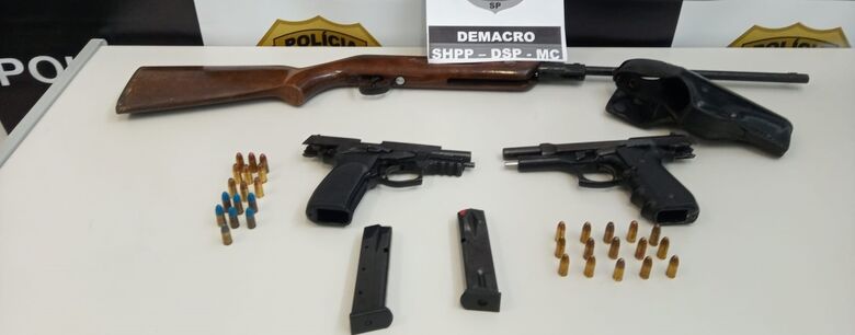 Polícia apreendeu armas e munições em Itaquá
