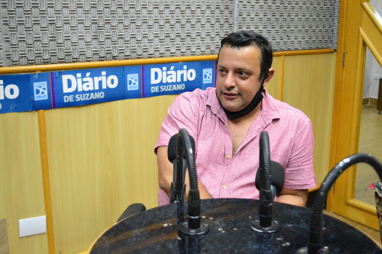 Estreia de longa-metragem de diretor suzanense está prevista para 25 de fevereiro