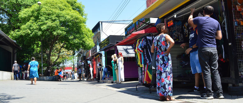 Comerciantes de rua têm até 30 dias para regularizar situação em Poá