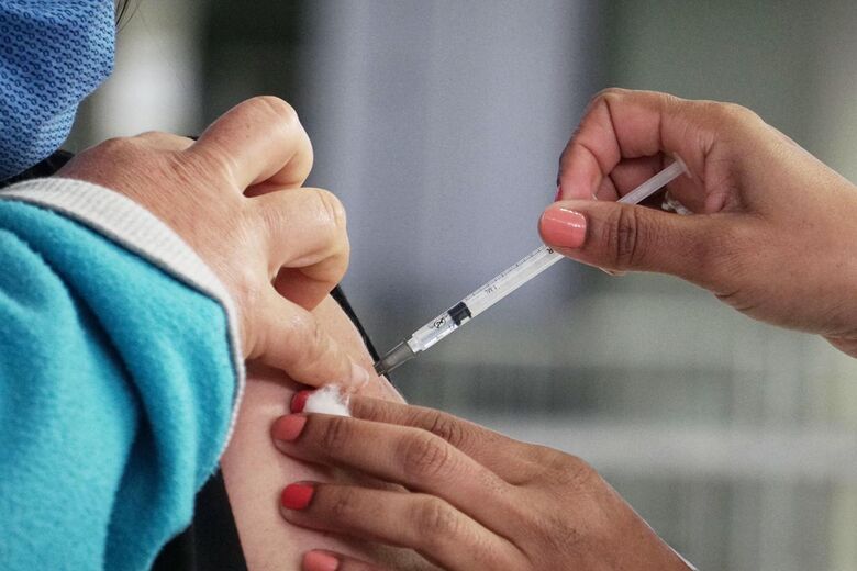 Região tem pelo menos  143,2 mil faltosos da 2ª dose da vacina contra a Covid-19