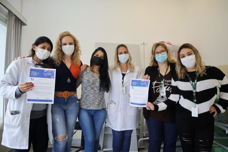 Saúde de Suzano homenageia servidores da USF Suzanópolis