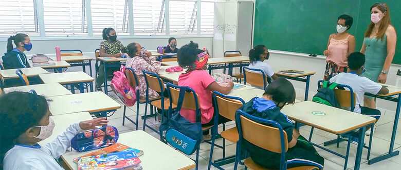Primeira etapa das obras acabaram e alunos puderam retornar para as aulas presenciais