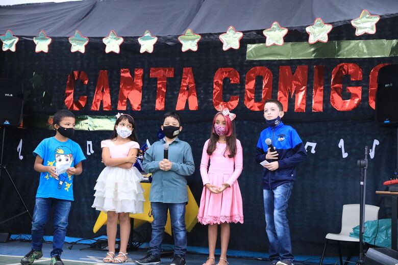 Escola Municipal promove atividade musical com alunos