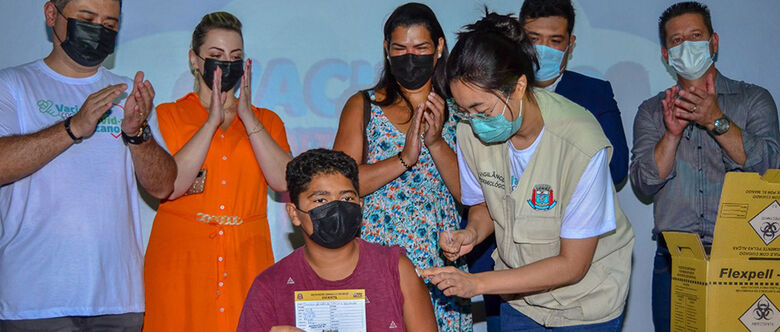 Dez crianças foram imunizadas contra o vírus no último sábado em ação simbólica