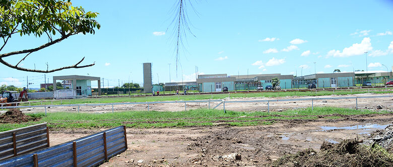 Estado informou ontem que as obras de construção da Faculdade de Tecnologia (Fatec) de Suzano estão em andamento