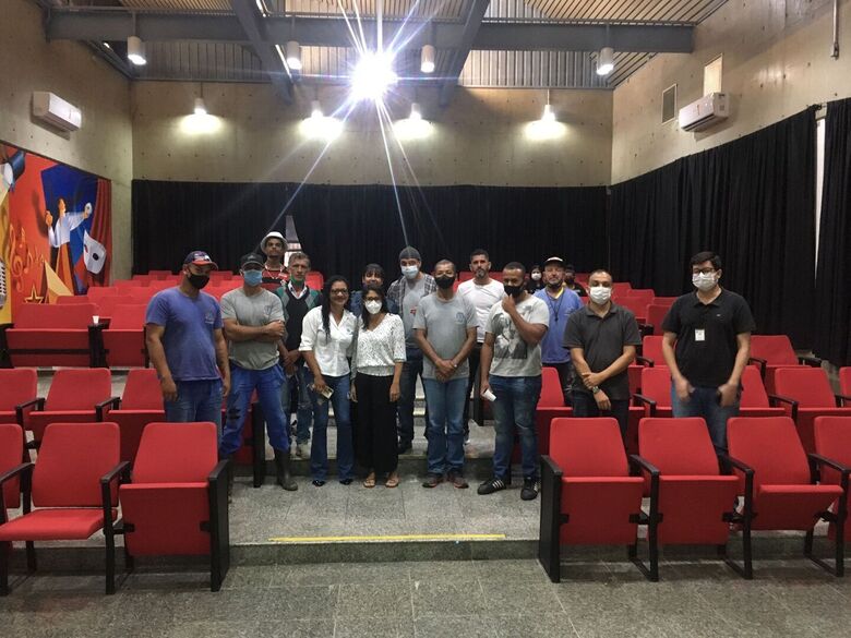 Cineteatro recebe encontro de servidores do projeto ‘Trocando Ideias’