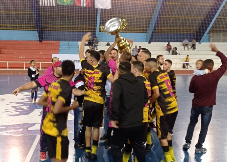 Ginásio Roberto David recebe final de campeonato regional de futsal amador