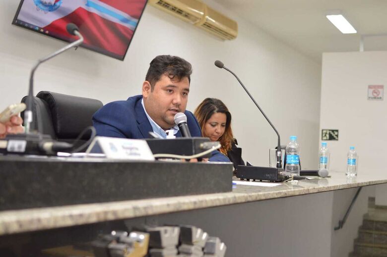 Pedro Ishi apresentou balanço da pasta à Câmara de Suzano