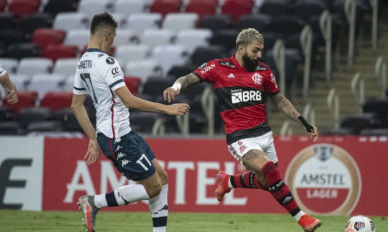 Brasil perde nos pênaltis e volta a ser eliminado nas quartas de final -  Diário de Suzano