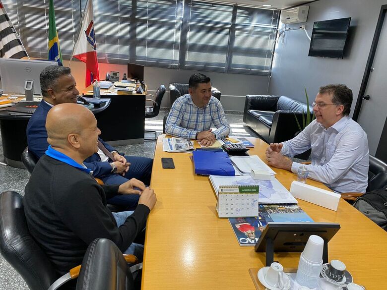 Ashiuchi recebeu nesta segunda-feira (8) a visita do novo delegado titular do 1º Distrito Policial de Palmeiras