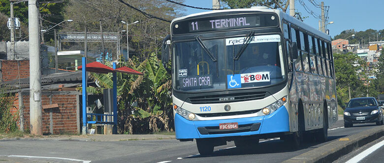 Tarifa de ônibus e vans sobe de R$ 5 para R$ 5,30 a partir de domingo em Suzano