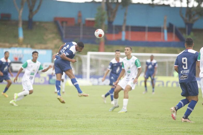 Usac vence o Vitória da Conquista por 2 a 1 e 'respira' na Copa São Paulo