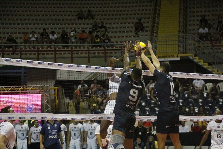 Suzano Vôlei vence Rede Cuca fora de casa pela Superliga