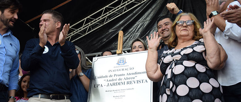 <CP45.6><CW-33>Ashiuchi inaugura UPA 24h no Revista e promete nova unidade em Palmeiras