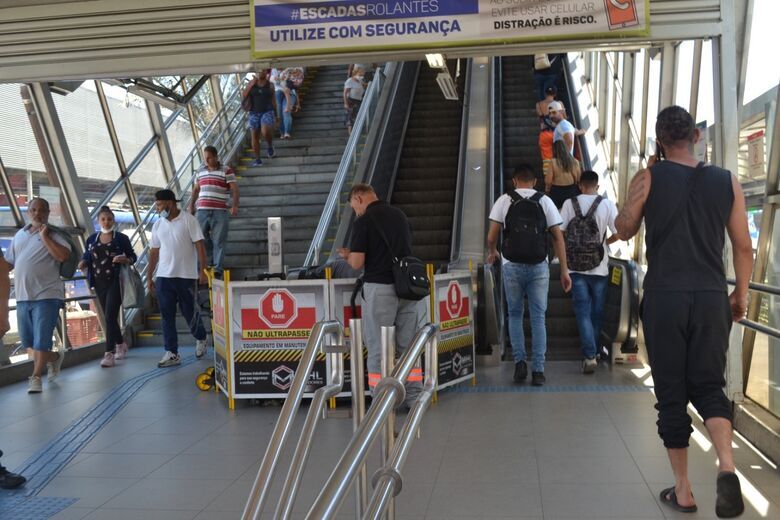 Escada rolante da estação Suzano da CPTM terá manutenção preventiva de 10 a 12/04
