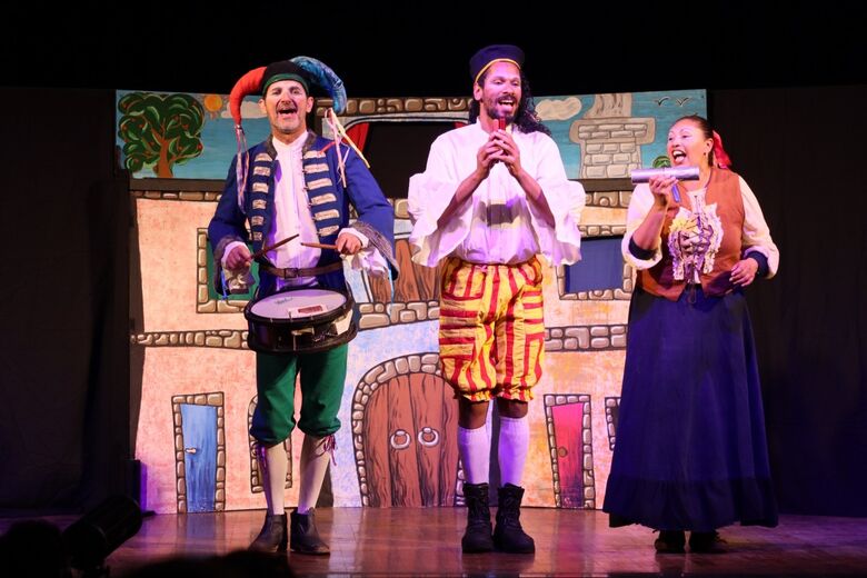 Teatro infantil é destaque neste sábado no aniversário da Opereta