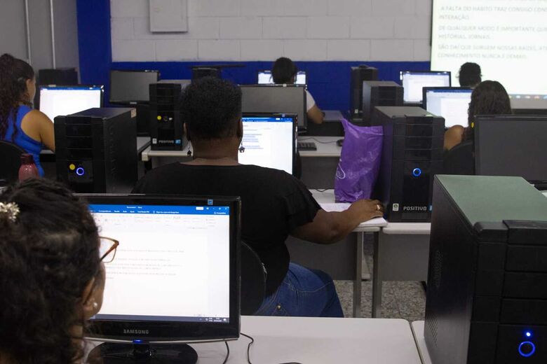 Itaquá prorroga inscrições para curso de auxiliar de operações em logística