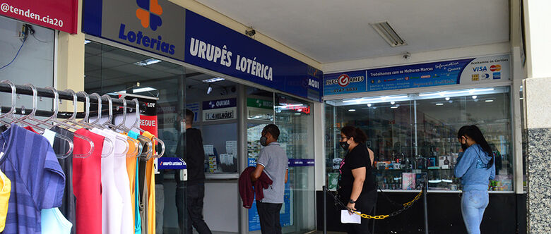 Casas lotéricas ainda são escolhidas pela população para o pagamento de contas