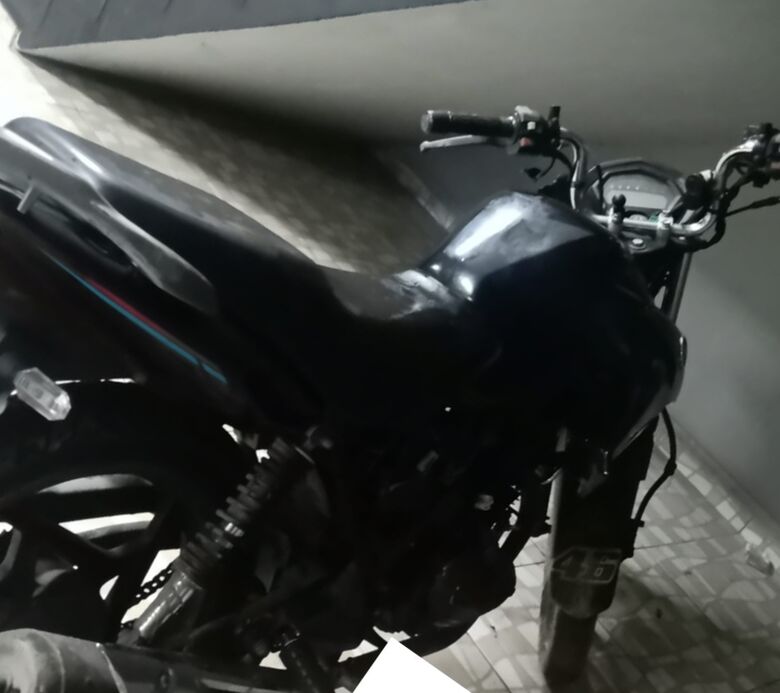 Moto foi roubada no dia 9, mas foi recuperada por policiais militares e restituída ao dono