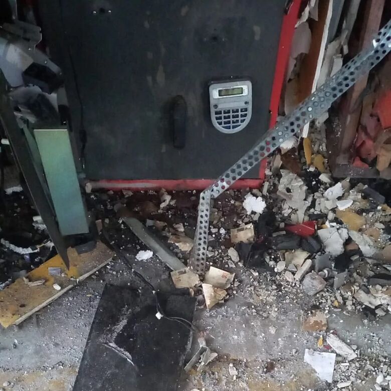 Ataque aconteceu na madrugada desta quinta-feira (14) em Itaquá