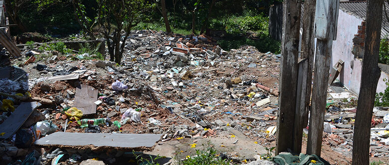 Moradores terão de deixar suas casas por conta de decisão da Justiça no Jardim Margeth