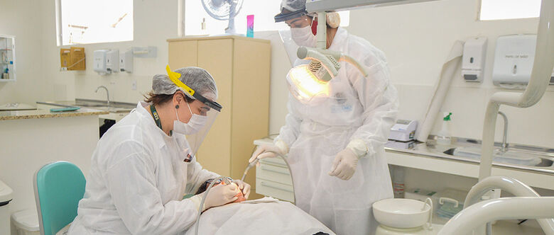 Saúde Bucal destaca prestação de serviços no Dia Nacional do Dentista