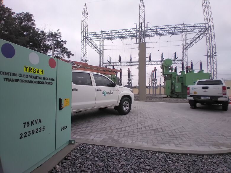 EDP alerta para segurança com energia na instalação da decoração natalina