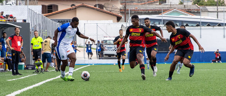 Aster Itaquá empata e passa em 1&ordm; no grupo