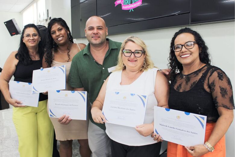 Conselheiros tutelares de Itaquá tomam posse