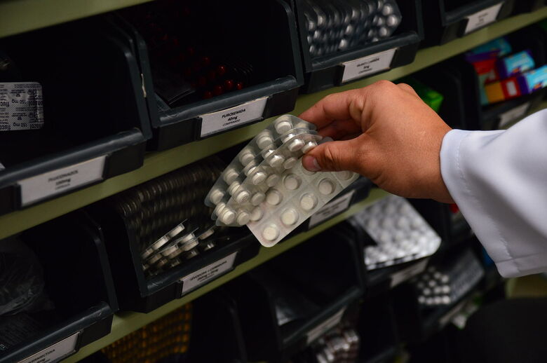 Atendimento na farmácia do CSII cresce quase 44% após ampliação de horário