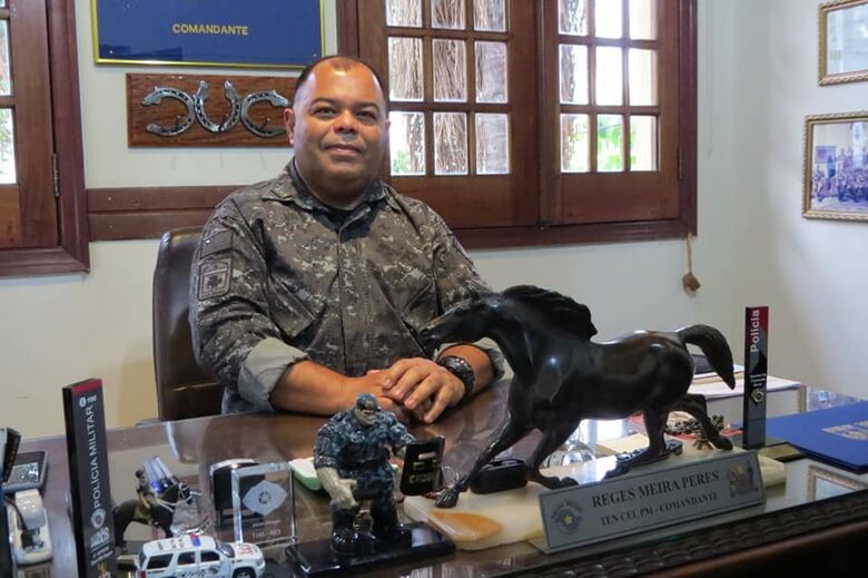 Coronel Reges Meira Peres assume o comando do CPA/M-12