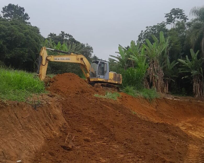 GPA flagra movimentação ilegal de terra na Vila Nova Ipelândia