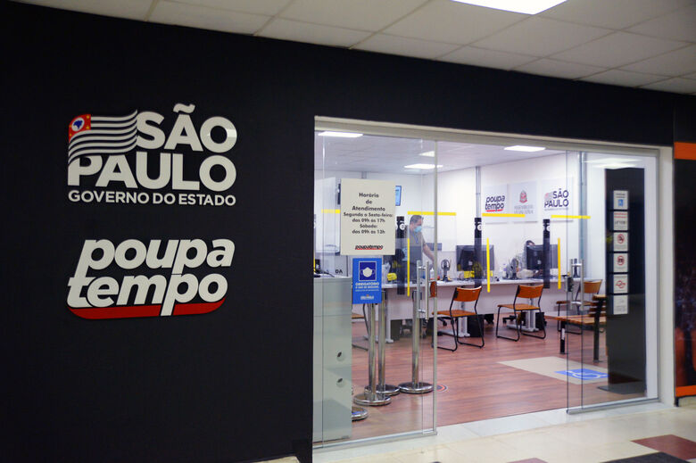 Governo de SP amplia recadastramento digital com atendimento presencial no Poupatempo