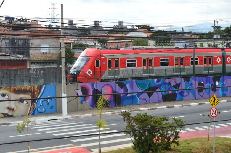 Linha 11-Coral da CPTM tem 87,12% de satisfação de passageiros da região