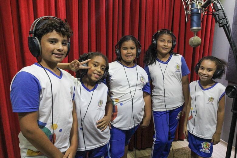 Educação de Itaquá lança música de conscientização sobre a dengue