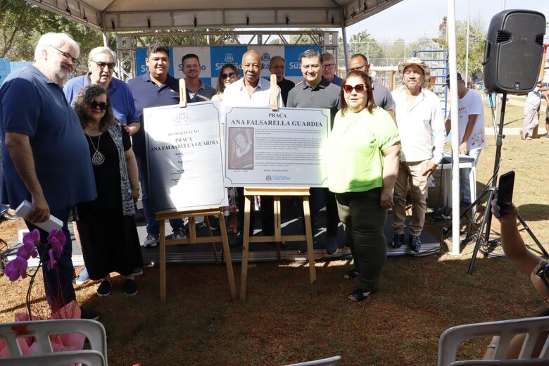 Prefeitura de Suzano entrega praça revitalizada na Vila Maluf