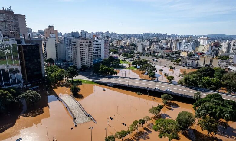 Enchentes atingem o Rio Grande do Sul desde o fim de abril