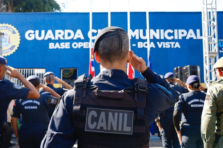 Agente do Canil da GCM de Suzano 