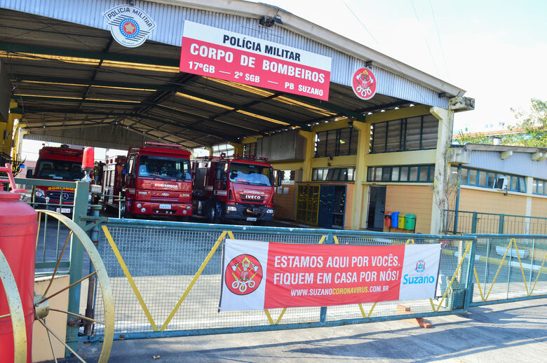 Bombeiros de Suzano alertam para riscos de soltura de fogos