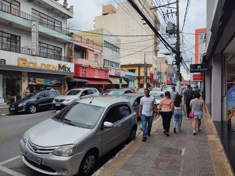 Sincomércio apresenta carta de reivindicações a candidatos a prefeito