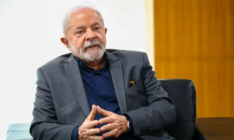 Lula afirmou que irá conversar com o ministro Silvio Almeida