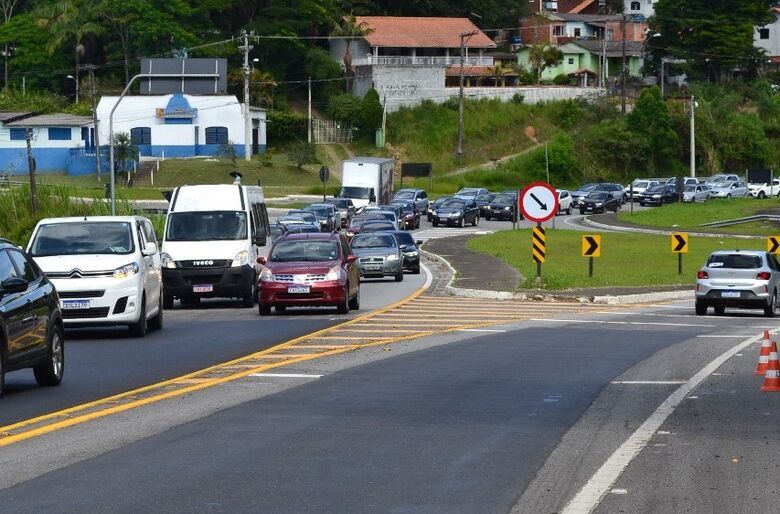 Concessões preveem áreas de escape para caminhões na SP-98